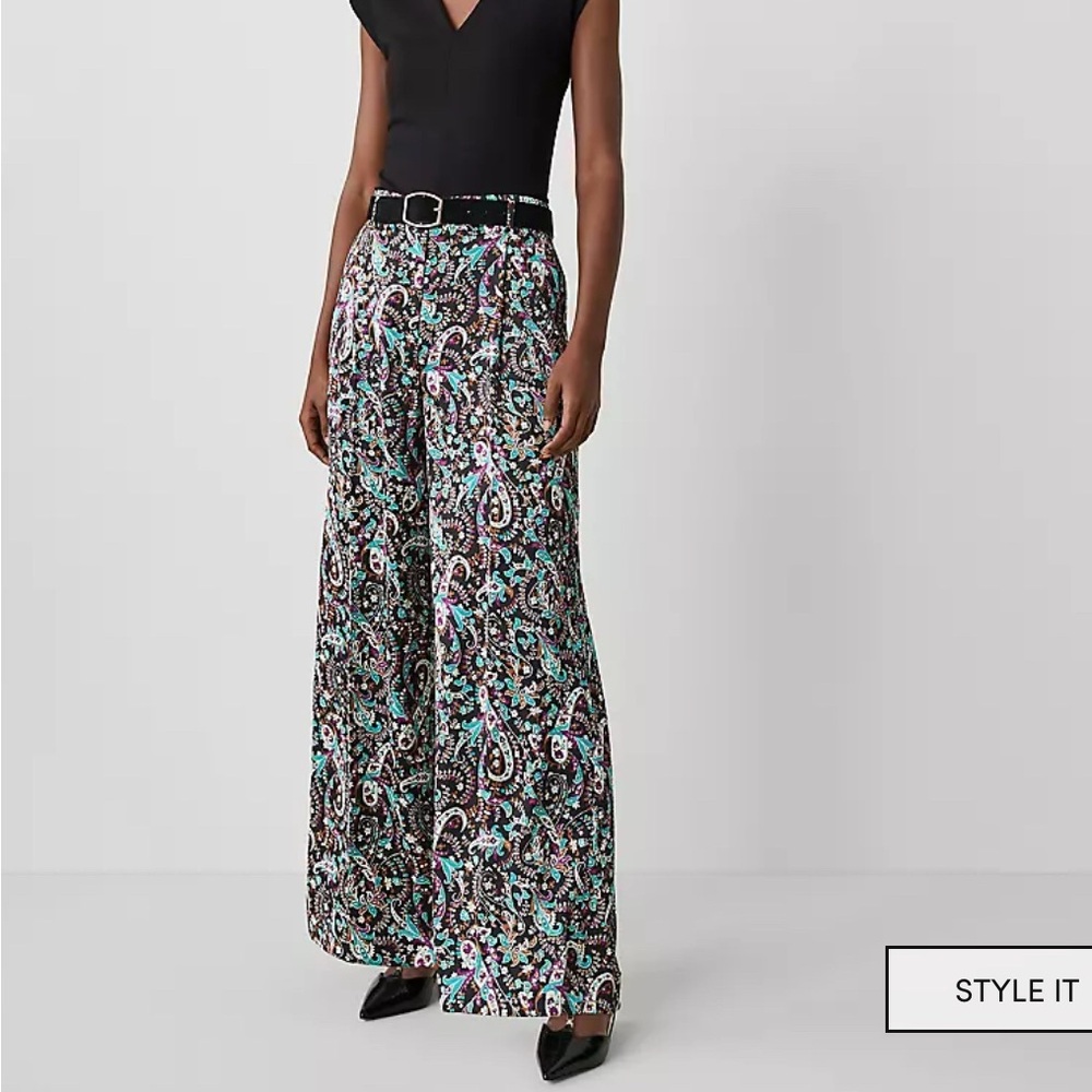 Ann Taylor Black and Blue Wide Leg pants 6